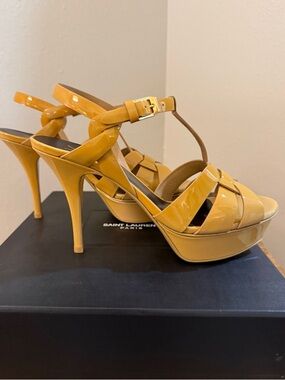 Yves Saint Laurent Tribute Platform Sandals New Never Worn Size 38 Tanned-NWT